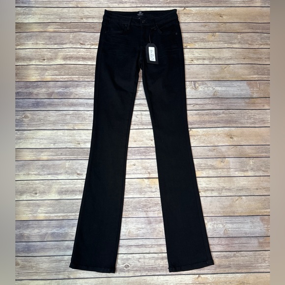 Just Black Mid-Rise Straight leg Super Stretch Black Jeans 25 - Picture 1 of 4